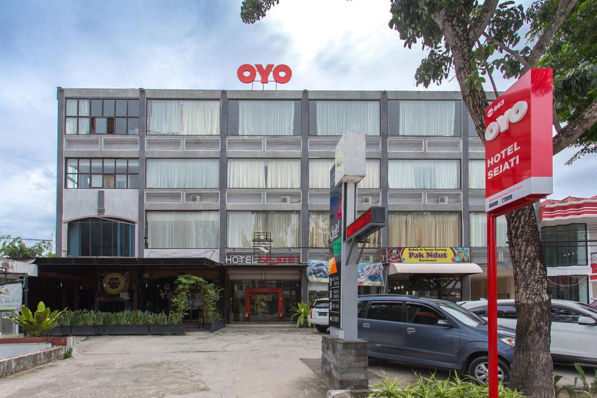 Oyo 663 Hotel Sejati Μπαλικπαπάν Εξωτερικό φωτογραφία